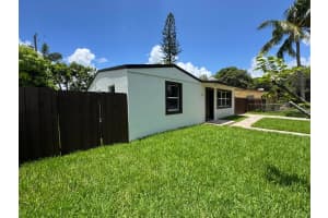 748 Aspen Road, West Palm Beach, FL 33409 Sold 07/17/25
