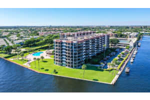 859 Jeffery Street 6070, Boca Raton
