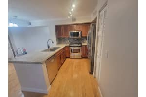 180 Yacht Club Way 105, Hypoluxo, FL 33462 - MLS#R11102030