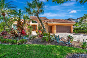 102 Victory Drive, Jupiter, FL 33477 - MLS#R11102033