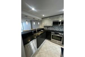 17 Royal Palm Way 5030, Boca Raton, FL 33432 - MLS#R11102038
