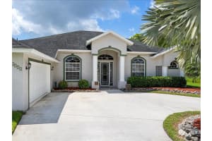 6575 NW Pomona Court, Port Saint Lucie, FL 34983 - MLS#R11102061