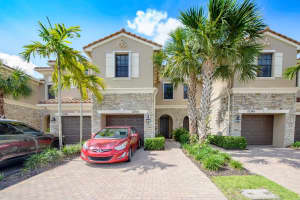 10355 Wellington Parc Drive, Wellington