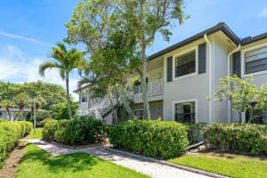 20 Southport Lane D, Boynton Beach, FL 33436 Sold 09/05/25