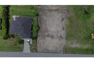 2001 Kismet Parkway E, Cape Coral, FL 33909 Sold 09/22/25