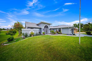 1341 Abingdon Avenue, Port Saint Lucie, FL 34953 - MLS#R11102123