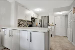 2216 N Cypress Bend Drive 501, Pompano Beach, FL 33069 - MLS#R11102124