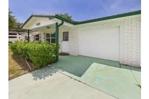 810 SE 13th Street, Okeechobee, FL 34974 - MLS#R11102140