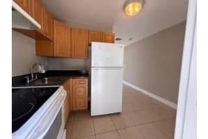 400 Metcalf Court 401, West Palm Beach, FL 33407 - MLS#R11102174