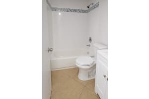 4670 NE 5th Avenue 7, Boca Raton, FL 33431 - MLS#R11102180