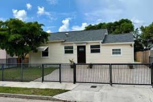 942 Sunset Road, West Palm Beach, FL 33401 Sold 08/29/25