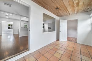 942 Sunset Road, West Palm Beach, FL 33401 Sold 08/29/25