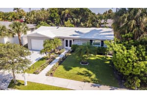 8 Wellesley Drive, Lake Worth Beach, FL 33460 - MLS#R11102206