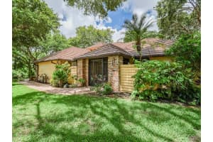 505 Cross Creek Circle, Sebastian, FL 32958 Sold 08/11/25