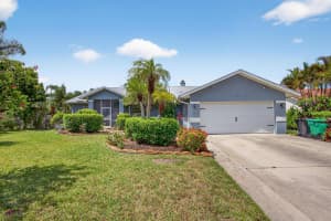 511 SE Berry Avenue, Port Saint Lucie, FL 34984 Sold 09/12/25