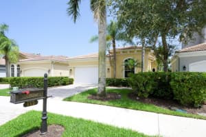 112 Andalusia Way, Palm Beach Gardens