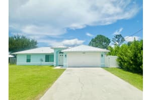 6455 NW Foxglove Street, Port Saint Lucie, FL 34986 - MLS#R11102338