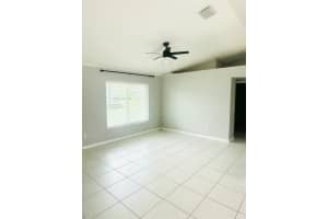 6455 NW Foxglove Street, Port Saint Lucie, FL 34986 - MLS#R11102338
