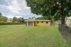 7902 Lakeside Way, Fort Pierce, FL 34951 - MLS#R11102347