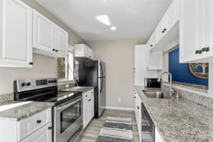 193 SE 1st Circle 6b, Boynton Beach, FL 33435 Sold 08/12/25