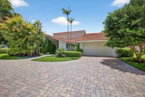 5107 Pineview Circle, Delray Beach
