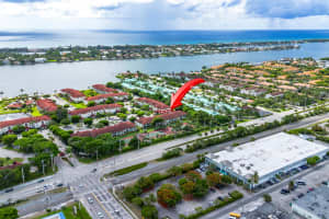 106 Half Moon Circle H2, Hypoluxo, FL 33462 Sold 09/25/25