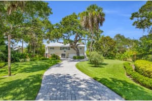 376 Live Oak Drive, Vero Beach, FL 32963 - MLS#R11102402