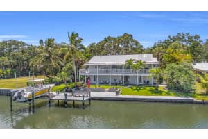 376 Live Oak Drive, Vero Beach, FL 32963 - MLS#R11102402