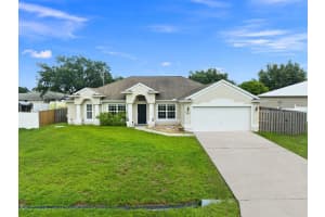 397 SW Jeanne Avenue, Port Saint Lucie, FL 34953 - MLS#R11102419