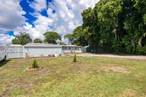 104 Beach Avenue, Port Saint Lucie, FL 34952 - MLS#R11102438