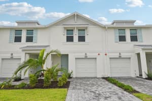 479 Salisbury Circle, Fort Pierce, FL 34982 - MLS#R11102466