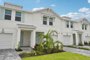 479 Salisbury Circle, Fort Pierce, FL 34982 - MLS#R11102466
