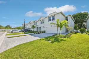 514 Salisbury Circle, Fort Pierce, FL 34982 - MLS#R11102479