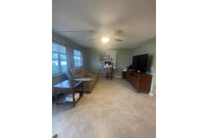 1033 Newport H 1033, Deerfield Beach, FL 33442 Sold 08/25/25