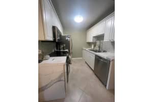 1033 Newport H 1033, Deerfield Beach, FL 33442 Sold 08/25/25