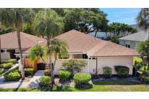 23 S Lakeshore Drive, Hypoluxo