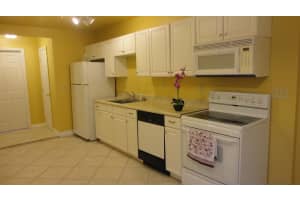 1550 5th Court, Vero Beach, FL 32960 - MLS#R11102544