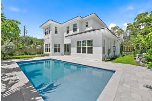 295 Austin Lane, West Palm Beach, FL 33401 Sold 09/19/25