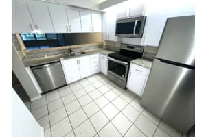 3516 Whitehall Drive 205, West Palm Beach