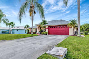 126 SW Andover Court, Port Saint Lucie, FL 34953 - MLS#R11102627