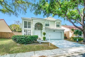 1011 W Siena Oaks Circle, Palm Beach Gardens, FL 33410 - MLS#R11102697