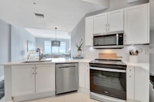 450 N Federal Highway Ph01, Boynton Beach, FL 33435 Sold 10/01/25