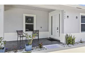 2117 SW Medlock Avenue, Port Saint Lucie, FL 34953 - MLS#R11102750