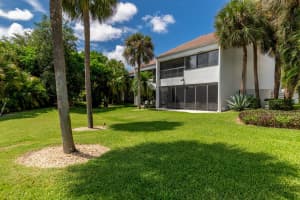 2451 Presidential Way, West Palm Beach, FL 33401 - MLS#R11102756