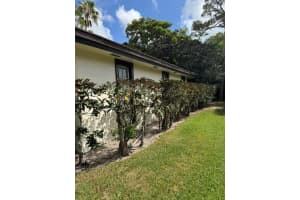 433 Pine Villa Drive, Atlantis, FL 33462 Sold 11/07/25