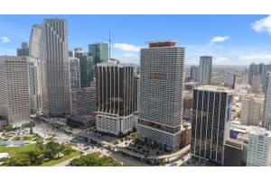 50 Biscayne Boulevard 3206, Miami