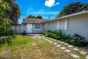 8642 Sunset Drive, Palm Beach Gardens, FL 33410 - MLS#R11102856