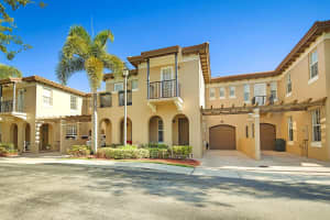 6964 Julia Gardens Drive, Coconut Creek, FL 33073 Sold 08/18/25