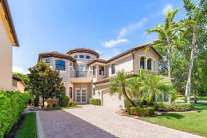 8199 Lost Creek Lane, Delray Beach
