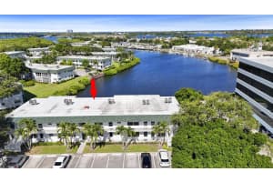 2800 Indian River Boulevard 7t, Vero Beach